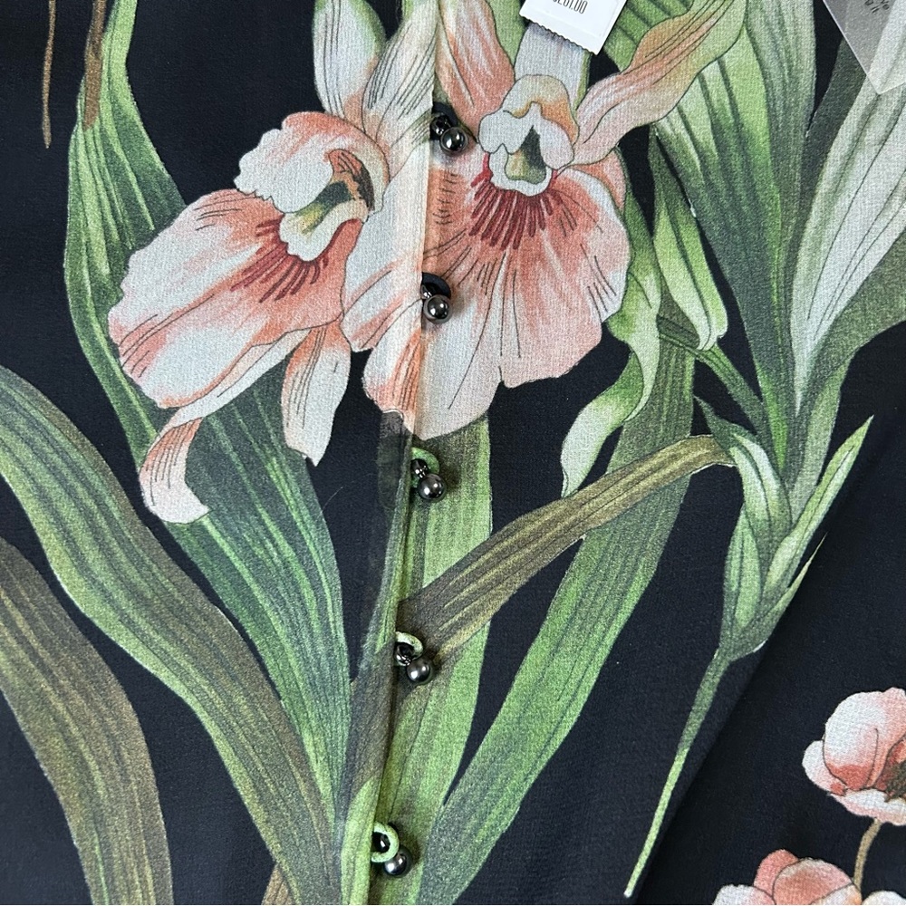 Elie Tahari Laya Floral-Print Silk Blouse - Picture 8 of 9